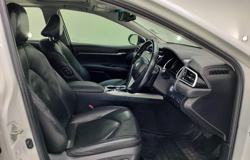 ขายรถเก๋งมือสอง-toyota-โตโยต้า-camry-คัมรี่-รถปี2018-รหัส76894-d5bf5c15.jpg ขายรถเก๋งมือสอง-toyota-โตโยต้า-camry-คัมรี่-รถปี2018-รหัส76894-d5bf5c15.jpg