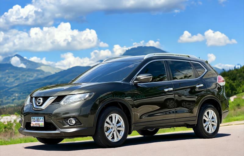 รถ SUV มือสอง NISSAN X-TRAIL 2.0 V 4WD รถปี2015 รถ SUV มือสอง NISSAN X-TRAIL 2.0 V 4WD รถปี2015
