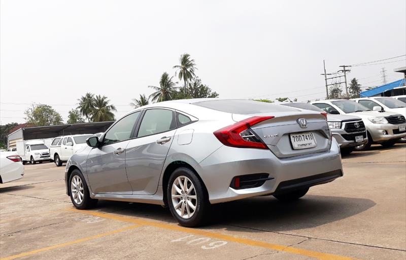 ขายรถเก๋งมือสอง-honda-ฮอนด้า-civic-ซีวิค-รถปี2018-รหัส76923-2cca66a7.jpg ขายรถเก๋งมือสอง-honda-ฮอนด้า-civic-ซีวิค-รถปี2018-รหัส76923-2cca66a7.jpg