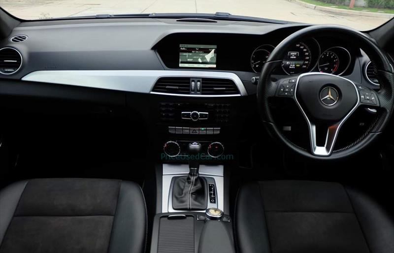 ขายรถเก๋งมือสอง-mercedes-benz-เมอร์เซเดสเบนซ์-c200-cgi-รถปี2014-รหัส76926-26860f6b.jpg ขายรถเก๋งมือสอง-mercedes-benz-เมอร์เซเดสเบนซ์-c200-cgi-รถปี2014-รหัส76926-26860f6b.jpg