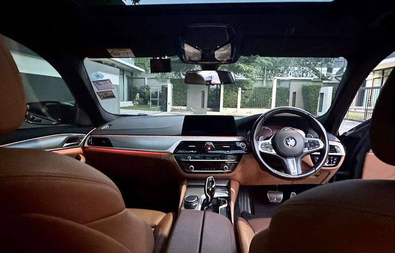 ขายรถเก๋งมือสอง-bmw-บีเอ็มดับบลิว-530i-รถปี2017-รหัส76932-9469ccfd.jpg ขายรถเก๋งมือสอง-bmw-บีเอ็มดับบลิว-530i-รถปี2017-รหัส76932-9469ccfd.jpg