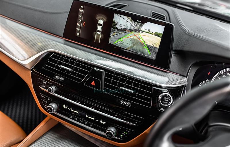 ขายรถเก๋งมือสอง-bmw-บีเอ็มดับบลิว-520d-ห้าสองศูนย์ดี-รถปี2018-รหัส76933-0b5aa630.jpg ขายรถเก๋งมือสอง-bmw-บีเอ็มดับบลิว-520d-ห้าสองศูนย์ดี-รถปี2018-รหัส76933-0b5aa630.jpg