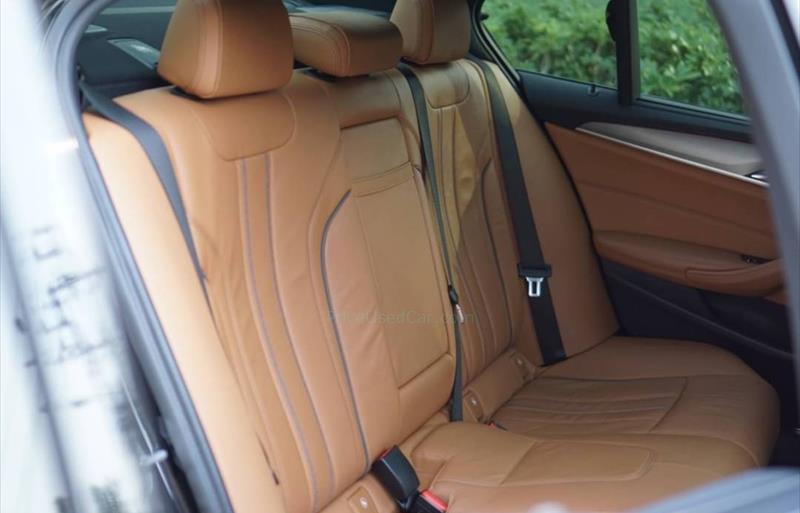 ขายรถเก๋งมือสอง-bmw-บีเอ็มดับบลิว-530i-รถปี2017-รหัส76943-14ac28f9.jpg ขายรถเก๋งมือสอง-bmw-บีเอ็มดับบลิว-530i-รถปี2017-รหัส76943-14ac28f9.jpg