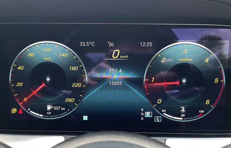 ขายรถเก๋งมือสอง-mercedes-benz-เมอร์เซเดสเบนซ์-e220-รถปี2021-รหัส76946-49b8eb1c.jpg ขายรถเก๋งมือสอง-mercedes-benz-เมอร์เซเดสเบนซ์-e220-รถปี2021-รหัส76946-49b8eb1c.jpg