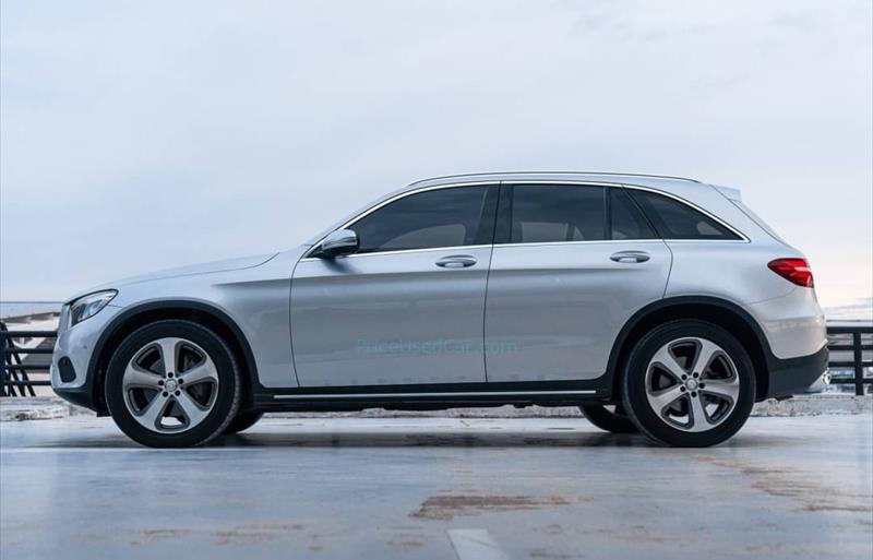 ขายรถเก๋งมือสอง-mercedes-benz-เมอร์เซเดสเบนซ์-glc250-จีแอลซีสองห้าศูนย์-รถปี2016-รหัส76963-0db0b08d.jpg ขายรถเก๋งมือสอง-mercedes-benz-เมอร์เซเดสเบนซ์-glc250-จีแอลซีสองห้าศูนย์-รถปี2016-รหัส76963-0db0b08d.jpg