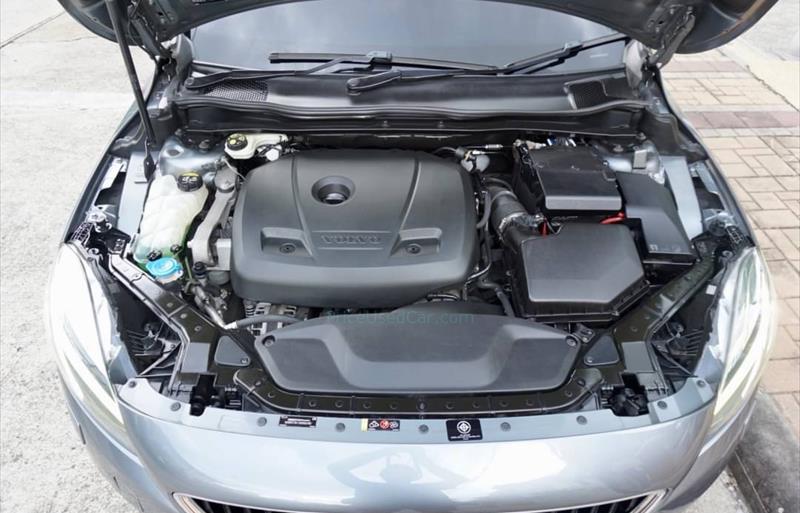 ขายรถเก๋งมือสอง-volvo-วอลโว่-v40-รถปี2017-รหัส76970-114a4ff3.jpg ขายรถเก๋งมือสอง-volvo-วอลโว่-v40-รถปี2017-รหัส76970-114a4ff3.jpg