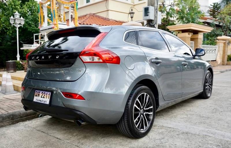 ขายรถเก๋งมือสอง-volvo-วอลโว่-v40-รถปี2017-รหัส76970-82438943.jpg ขายรถเก๋งมือสอง-volvo-วอลโว่-v40-รถปี2017-รหัส76970-82438943.jpg