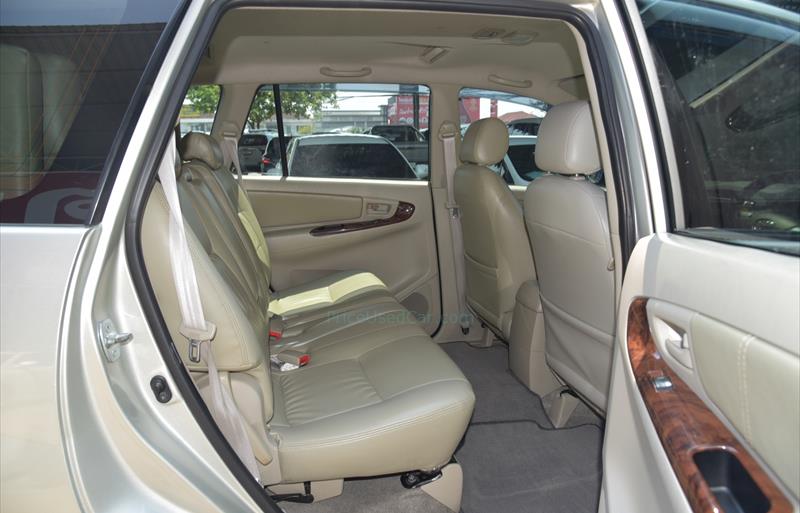 ขายรถตู้มือสอง toyota innova รถปี2014 รหัส 76976 รูปที่8