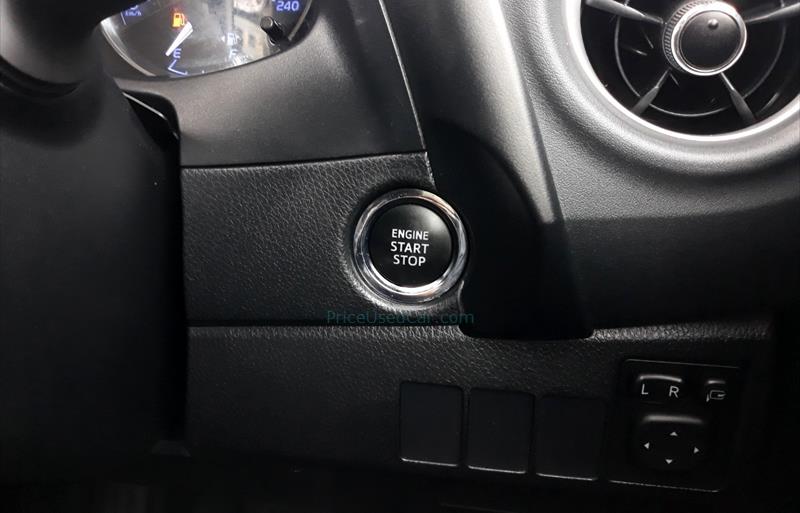 ขายรถเก๋งมือสอง-toyota-โตโยต้า-altis-อัลติส-รถปี2018-รหัส77027-b55171fd.jpg ขายรถเก๋งมือสอง-toyota-โตโยต้า-altis-อัลติส-รถปี2018-รหัส77027-b55171fd.jpg