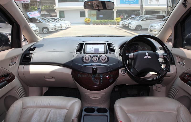 ขายรถตู้มือสอง-mitsubishi-มิตซูบิชิ-space-wagon-สเปซวากอน-รถปี2010-รหัส77032-975453fa.jpg ขายรถตู้มือสอง-mitsubishi-มิตซูบิชิ-space-wagon-สเปซวากอน-รถปี2010-รหัส77032-975453fa.jpg