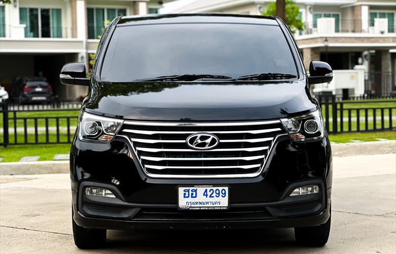 ขายรถตู้มือสอง-hyundai-ฮุนได-h-1-เอชวัน-รถปี2019-รหัส77048-659807fb.jpg ขายรถตู้มือสอง-hyundai-ฮุนได-h-1-เอชวัน-รถปี2019-รหัส77048-659807fb.jpg