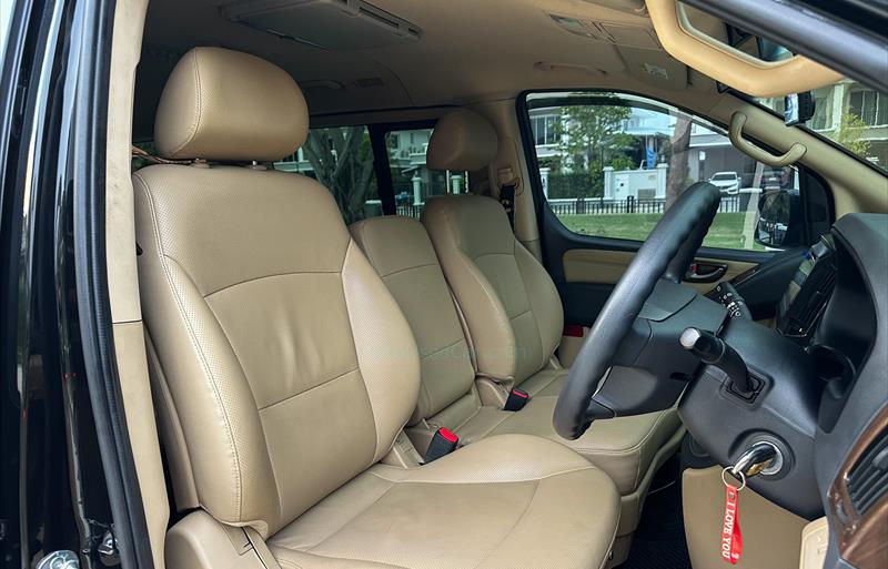 ขายรถตู้มือสอง-hyundai-ฮุนได-h-1-เอชวัน-รถปี2019-รหัส77048-f254bd05.jpg ขายรถตู้มือสอง-hyundai-ฮุนได-h-1-เอชวัน-รถปี2019-รหัส77048-f254bd05.jpg