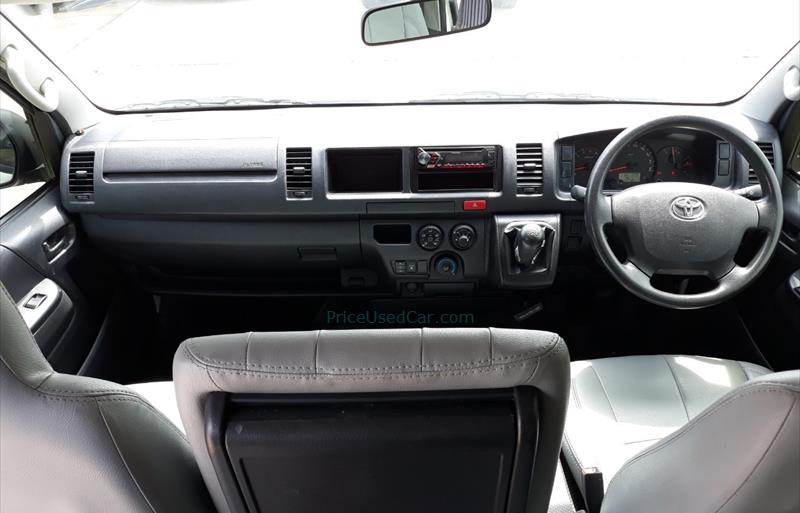 ขายรถตู้มือสอง-toyota-โตโยต้า-commuter-คอมมิวเตอร์-รถปี2018-รหัส77076-03fcd883.jpg ขายรถตู้มือสอง-toyota-โตโยต้า-commuter-คอมมิวเตอร์-รถปี2018-รหัส77076-03fcd883.jpg