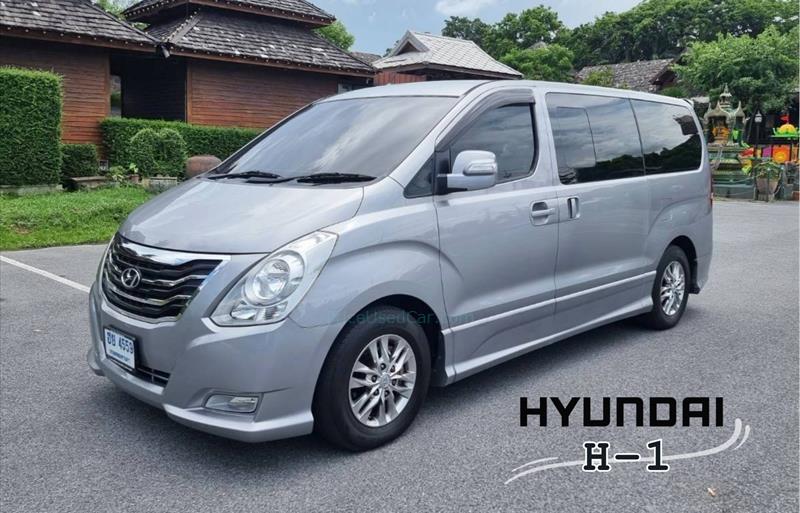 รถตู้มือสอง HYUNDAI H-1 2.5 Deluxe รถปี2014