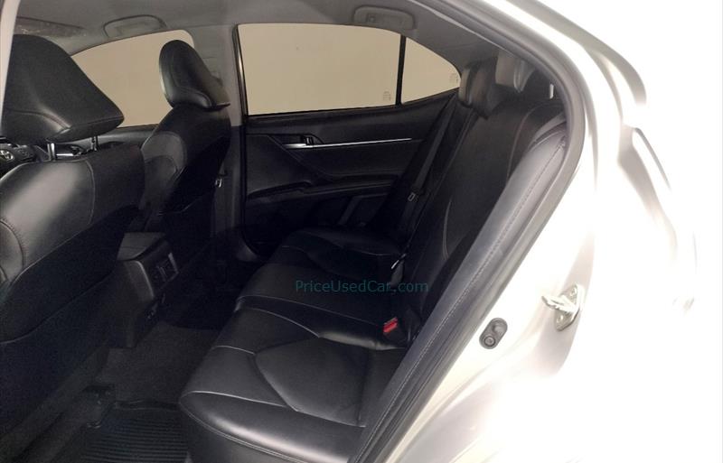 ขายรถเก๋งมือสอง-toyota-โตโยต้า-camry-คัมรี่-รถปี2019-รหัส77111-0d1d79ec.jpg ขายรถเก๋งมือสอง-toyota-โตโยต้า-camry-คัมรี่-รถปี2019-รหัส77111-0d1d79ec.jpg