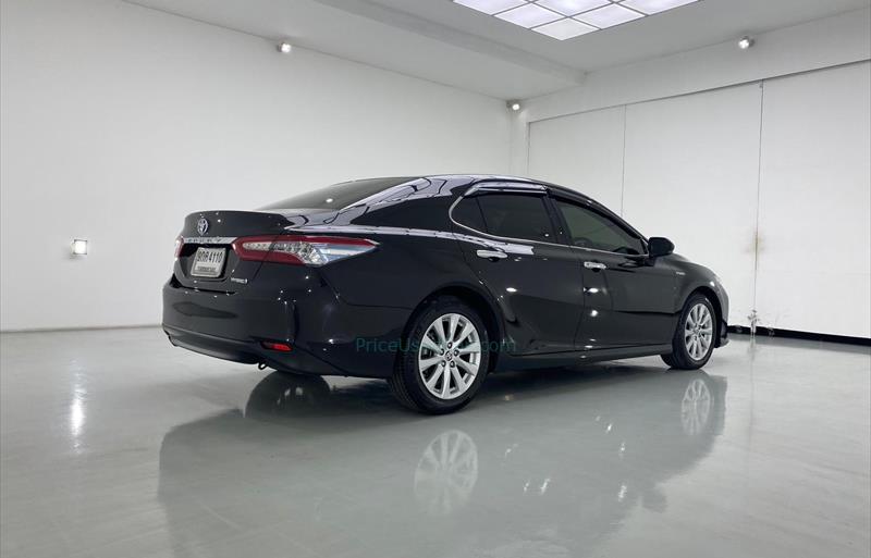 ขายรถเก๋งมือสอง-toyota-โตโยต้า-camry-คัมรี่-รถปี2019-รหัส77118-90557f59.jpg ขายรถเก๋งมือสอง-toyota-โตโยต้า-camry-คัมรี่-รถปี2019-รหัส77118-90557f59.jpg