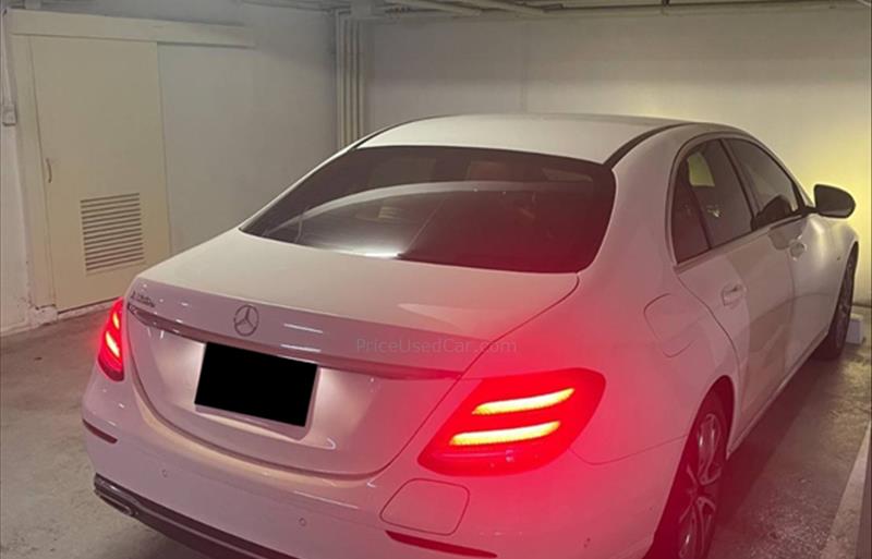 ขายรถเก๋งมือสอง-mercedes-benz-เมอร์เซเดสเบนซ์-e350-รถปี2018-รหัส77123-f718e7e7.jpg ขายรถเก๋งมือสอง-mercedes-benz-เมอร์เซเดสเบนซ์-e350-รถปี2018-รหัส77123-f718e7e7.jpg