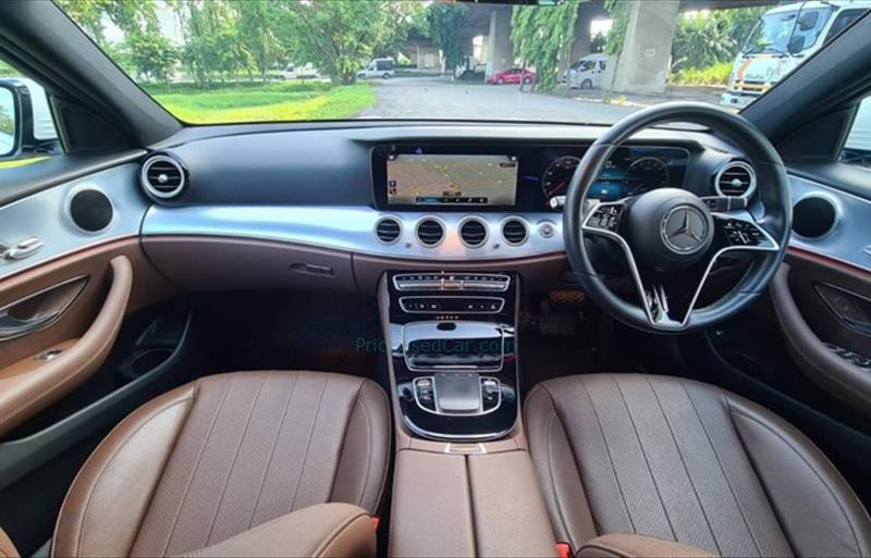 ขายรถเก๋งมือสอง-mercedes-benz-เมอร์เซเดสเบนซ์-e300-อีสามศูนย์ศูนย์-รถปี2021-รหัส77251-5f4b79b9.jpg ขายรถเก๋งมือสอง-mercedes-benz-เมอร์เซเดสเบนซ์-e300-อีสามศูนย์ศูนย์-รถปี2021-รหัส77251-5f4b79b9.jpg