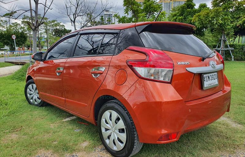 ขายรถเก๋งมือสอง toyota yaris รถปี2017 รหัส 77270 รูปที่2