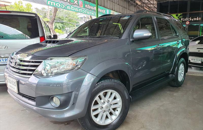 รถ SUV มือสอง  TOYOTA FORTUNER 3.0 V รถปี2013