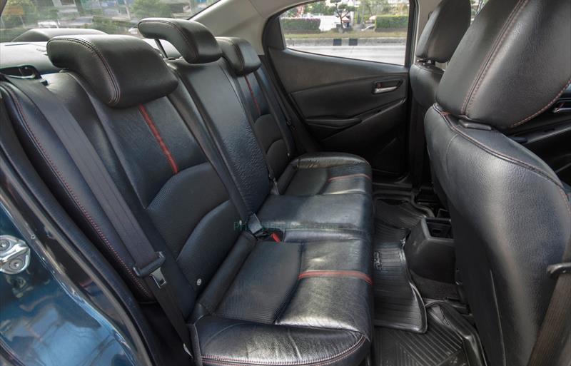 ขายรถเก๋งมือสอง-mazda-มาสด้า-2-สอง-รถปี2015-รหัส77305-4c8269ed.jpg ขายรถเก๋งมือสอง-mazda-มาสด้า-2-สอง-รถปี2015-รหัส77305-4c8269ed.jpg