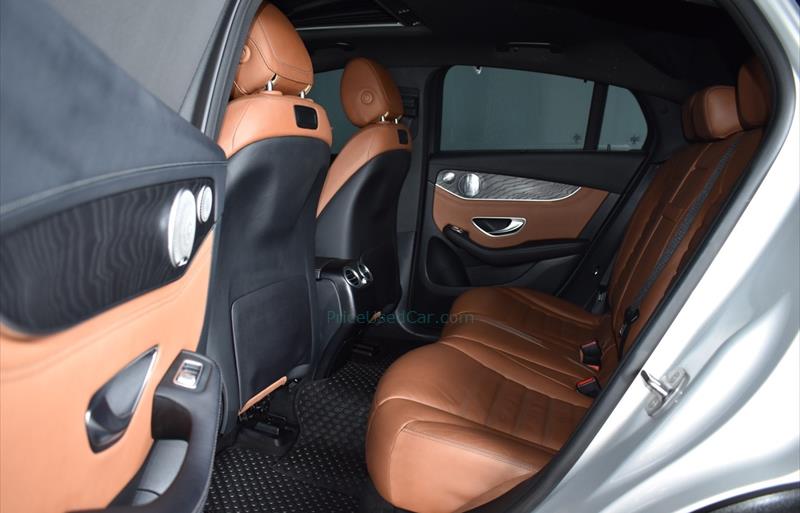 ขายรถเก๋งมือสอง-mercedes-benz-เมอร์เซเดสเบนซ์-glc250-จีแอลซีสองห้าศูนย์-รถปี2017-รหัส77307-713511bc.jpg ขายรถเก๋งมือสอง-mercedes-benz-เมอร์เซเดสเบนซ์-glc250-จีแอลซีสองห้าศูนย์-รถปี2017-รหัส77307-713511bc.jpg