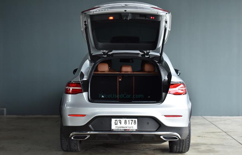 ขายรถเก๋งมือสอง-mercedes-benz-เมอร์เซเดสเบนซ์-glc250-จีแอลซีสองห้าศูนย์-รถปี2017-รหัส77307-80e4e18b.jpg ขายรถเก๋งมือสอง-mercedes-benz-เมอร์เซเดสเบนซ์-glc250-จีแอลซีสองห้าศูนย์-รถปี2017-รหัส77307-80e4e18b.jpg