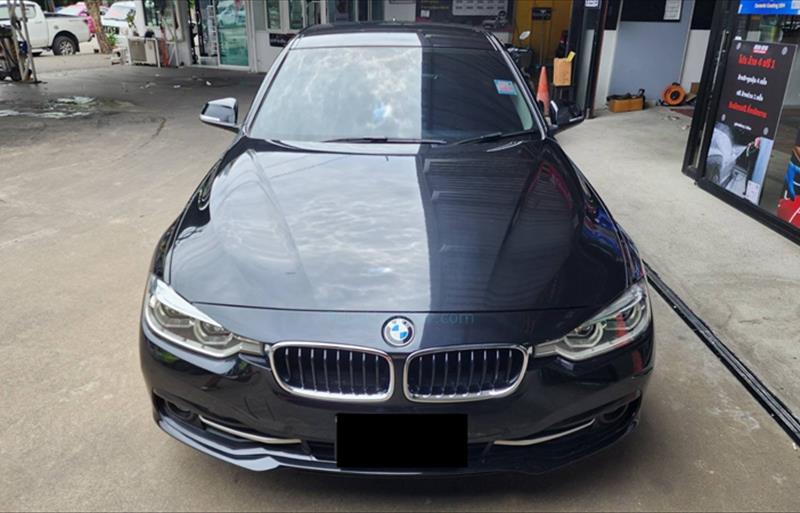 รถเก๋งมือสอง BMW 320i รถปี 2016