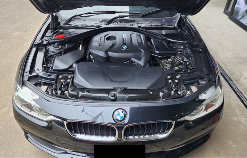 ขายรถเก๋งมือสอง-bmw-บีเอ็มดับบลิว-320i-สามสองศูนย์ไอ-รถปี2016-รหัส77316-3ff5f097.jpg ขายรถเก๋งมือสอง-bmw-บีเอ็มดับบลิว-320i-สามสองศูนย์ไอ-รถปี2016-รหัส77316-3ff5f097.jpg
