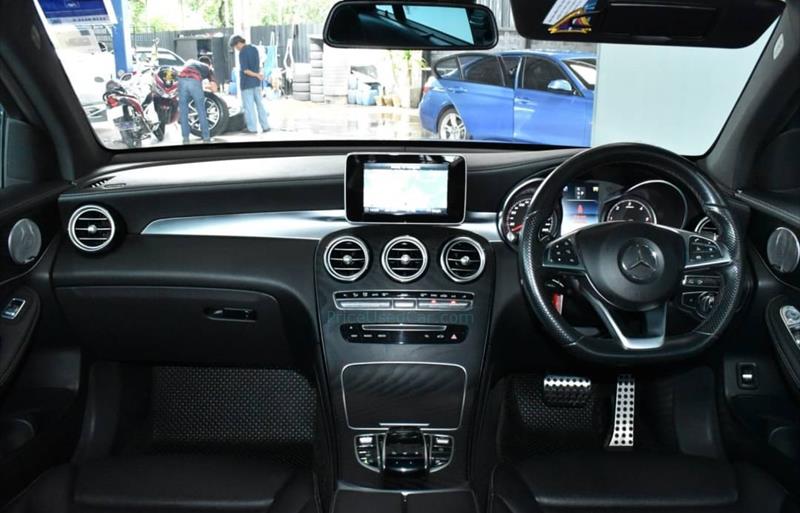ขายรถเก๋งมือสอง-mercedes-benz-เมอร์เซเดสเบนซ์-glc250-จีแอลซีสองห้าศูนย์-รถปี2018-รหัส77320-bec845c4.jpg ขายรถเก๋งมือสอง-mercedes-benz-เมอร์เซเดสเบนซ์-glc250-จีแอลซีสองห้าศูนย์-รถปี2018-รหัส77320-bec845c4.jpg