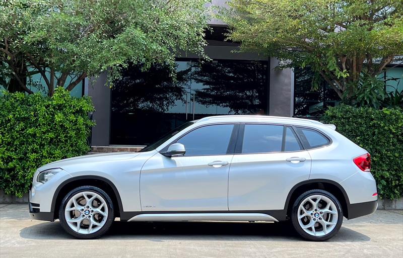 ขายรถ-suv-มือสอง-bmw-บีเอ็มดับบลิว-x1-เอ็กซ์1-รถปี2013-รหัส77337-472fbab8.jpg ขายรถ-suv-มือสอง-bmw-บีเอ็มดับบลิว-x1-เอ็กซ์1-รถปี2013-รหัส77337-472fbab8.jpg