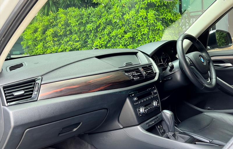 ขายรถ-suv-มือสอง-bmw-บีเอ็มดับบลิว-x1-เอ็กซ์1-รถปี2013-รหัส77337-8ef2cf85.jpg ขายรถ-suv-มือสอง-bmw-บีเอ็มดับบลิว-x1-เอ็กซ์1-รถปี2013-รหัส77337-8ef2cf85.jpg