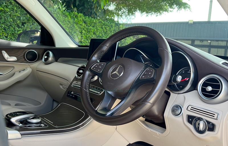 ขายรถเก๋งมือสอง-mercedes-benz-เมอร์เซเดสเบนซ์-glc250-จีแอลซีสองห้าศูนย์-รถปี2018-รหัส77338-f44b0e0a.jpg ขายรถเก๋งมือสอง-mercedes-benz-เมอร์เซเดสเบนซ์-glc250-จีแอลซีสองห้าศูนย์-รถปี2018-รหัส77338-f44b0e0a.jpg