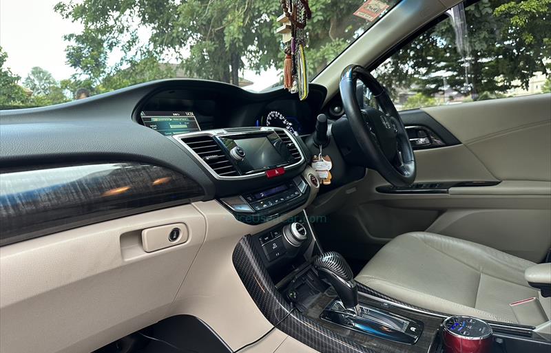 ขายรถเก๋งมือสอง honda accord รถปี2014 รหัส 77364 รูปที่10 ขายรถเก๋งมือสอง honda accord รถปี2014 รหัส 77364 รูปที่10