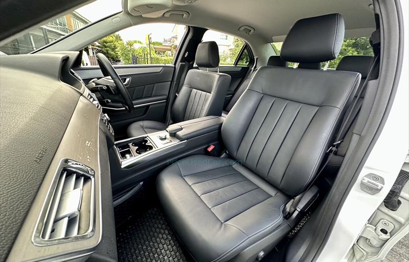 ขายรถเก๋งมือสอง-mercedes-benz-เมอร์เซเดสเบนซ์-e200-cgi-รถปี2013-รหัส77366-48d9039b.jpg ขายรถเก๋งมือสอง-mercedes-benz-เมอร์เซเดสเบนซ์-e200-cgi-รถปี2013-รหัส77366-48d9039b.jpg