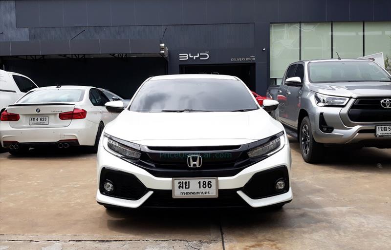 ขายรถเก๋งมือสอง honda civic รถปี2017 รหัส 77368 รูปที่2