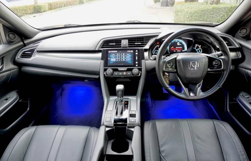 ขายรถเก๋งมือสอง honda civic รถปี2019 รหัส 77397 รูปที่9