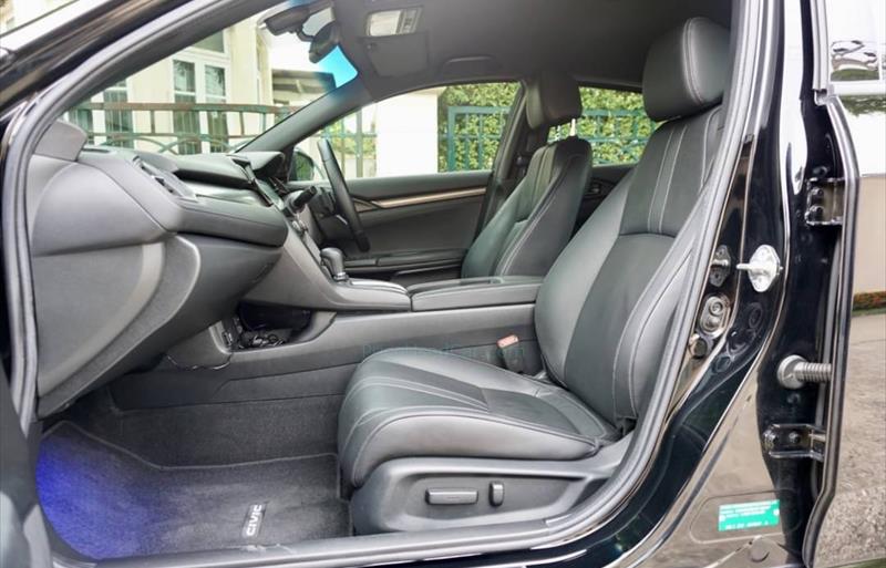 ขายรถเก๋งมือสอง-honda-ฮอนด้า-civic-ซีวิค-รถปี2019-รหัส77397-f607aa62.jpg ขายรถเก๋งมือสอง-honda-ฮอนด้า-civic-ซีวิค-รถปี2019-รหัส77397-f607aa62.jpg