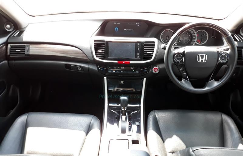 ขายรถเก๋งมือสอง-honda-ฮอนด้า-accord-แอคคอร์ด-รถปี2018-รหัส77410-3cc7e00a.jpg ขายรถเก๋งมือสอง-honda-ฮอนด้า-accord-แอคคอร์ด-รถปี2018-รหัส77410-3cc7e00a.jpg