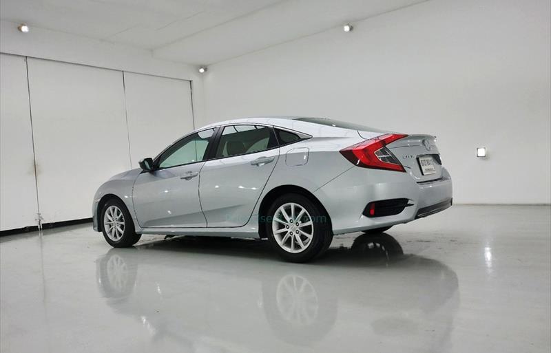 ขายรถเก๋งมือสอง-honda-ฮอนด้า-civic-ซีวิค-รถปี2017-รหัส77424-7d210602.jpg ขายรถเก๋งมือสอง-honda-ฮอนด้า-civic-ซีวิค-รถปี2017-รหัส77424-7d210602.jpg