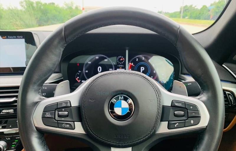 ขายรถเก๋งมือสอง-bmw-บีเอ็มดับบลิว-330e-รถปี2018-รหัส77436-4b192ecc.jpg ขายรถเก๋งมือสอง-bmw-บีเอ็มดับบลิว-330e-รถปี2018-รหัส77436-4b192ecc.jpg