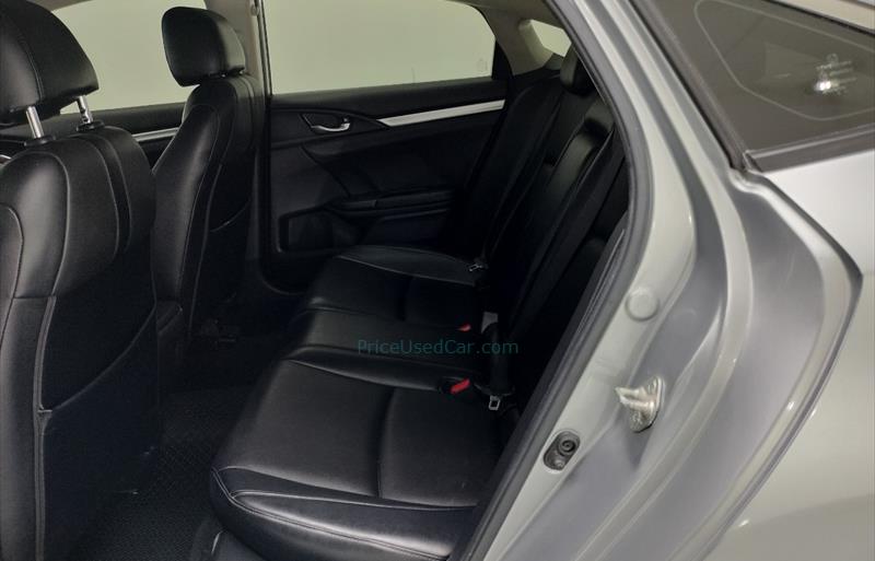 ขายรถเก๋งมือสอง-honda-ฮอนด้า-civic-ซีวิค-รถปี2020-รหัส77465-0da6866f.jpg ขายรถเก๋งมือสอง-honda-ฮอนด้า-civic-ซีวิค-รถปี2020-รหัส77465-0da6866f.jpg