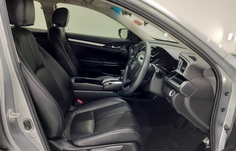 ขายรถเก๋งมือสอง-honda-ฮอนด้า-civic-ซีวิค-รถปี2020-รหัส77465-207225d3.jpg ขายรถเก๋งมือสอง-honda-ฮอนด้า-civic-ซีวิค-รถปี2020-รหัส77465-207225d3.jpg