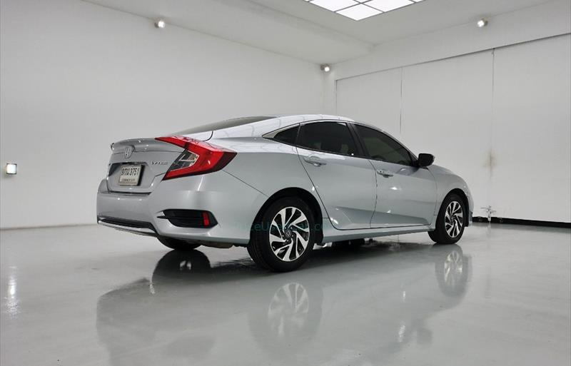 ขายรถเก๋งมือสอง-honda-ฮอนด้า-civic-ซีวิค-รถปี2020-รหัส77465-d667d94c.jpg ขายรถเก๋งมือสอง-honda-ฮอนด้า-civic-ซีวิค-รถปี2020-รหัส77465-d667d94c.jpg