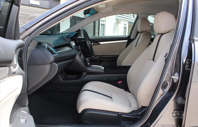 ขายรถเก๋งมือสอง-honda-ฮอนด้า-civic-ซีวิค-รถปี2021-รหัส77468-a5bf8771.jpg ขายรถเก๋งมือสอง-honda-ฮอนด้า-civic-ซีวิค-รถปี2021-รหัส77468-a5bf8771.jpg