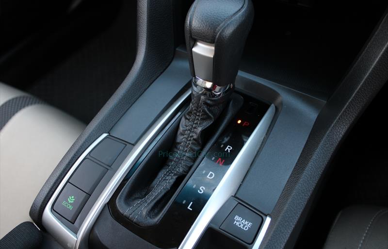 ขายรถเก๋งมือสอง-honda-ฮอนด้า-civic-ซีวิค-รถปี2021-รหัส77468-cc612867.jpg ขายรถเก๋งมือสอง-honda-ฮอนด้า-civic-ซีวิค-รถปี2021-รหัส77468-cc612867.jpg