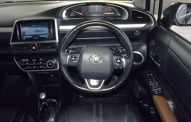 ขายรถเก๋งมือสอง-toyota-โตโยต้า-sienta-เซียนต้า-รถปี2018-รหัส77509-43066331.jpg ขายรถเก๋งมือสอง-toyota-โตโยต้า-sienta-เซียนต้า-รถปี2018-รหัส77509-43066331.jpg