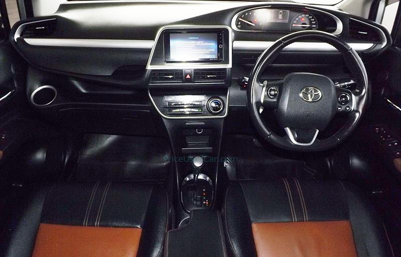 ขายรถเก๋งมือสอง-toyota-โตโยต้า-sienta-เซียนต้า-รถปี2018-รหัส77509-50231280.jpg ขายรถเก๋งมือสอง-toyota-โตโยต้า-sienta-เซียนต้า-รถปี2018-รหัส77509-50231280.jpg