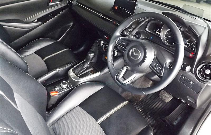 ขายรถเก๋งมือสอง-mazda-มาสด้า-2-สอง-รถปี2022-รหัส77515-b3f36c0e.jpg ขายรถเก๋งมือสอง-mazda-มาสด้า-2-สอง-รถปี2022-รหัส77515-b3f36c0e.jpg