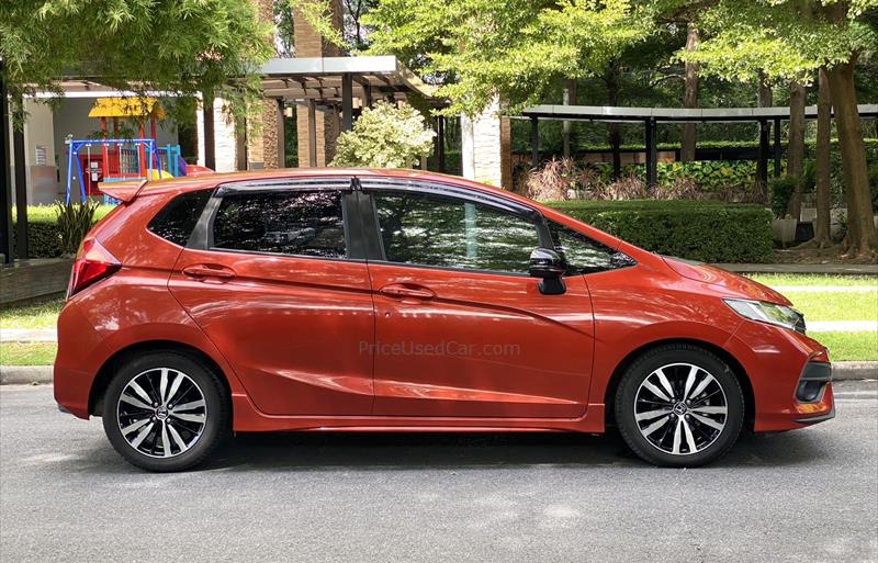 ขายรถเก๋งมือสอง honda jazz รถปี2018 รหัส 77523 รูปที่3 ขายรถเก๋งมือสอง honda jazz รถปี2018 รหัส 77523 รูปที่3